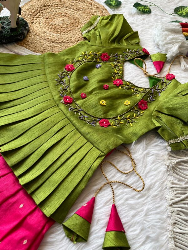 Flamingo 🦩 kids lehengas Code HC789 - Image 6