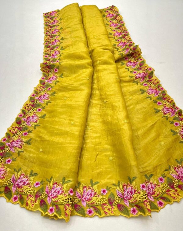Premium crunchy silk sarees 107 - Image 2