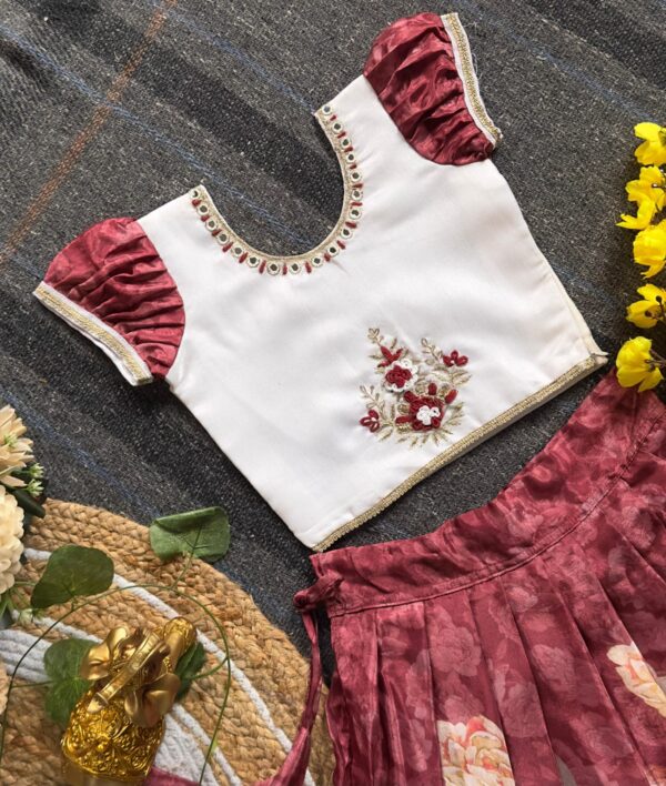 Elegant kids floral lehengas code HC1001 - Image 7